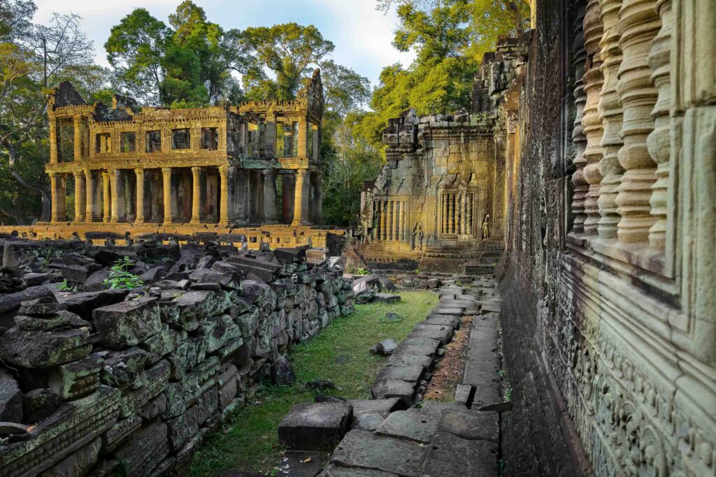 Preah Kahn Temple two storey building